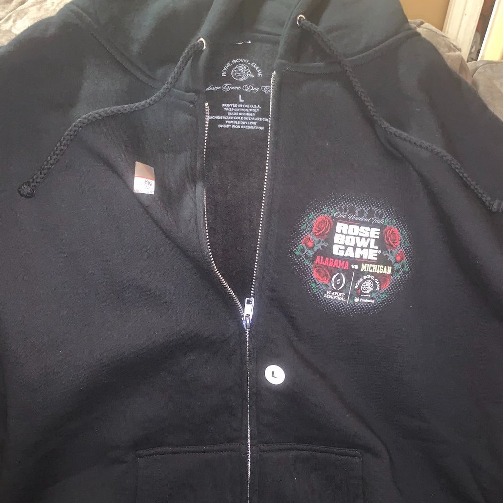 Rose Bowl sweat shirt Playoff Semifinal New Year's Day -January 1, 2024